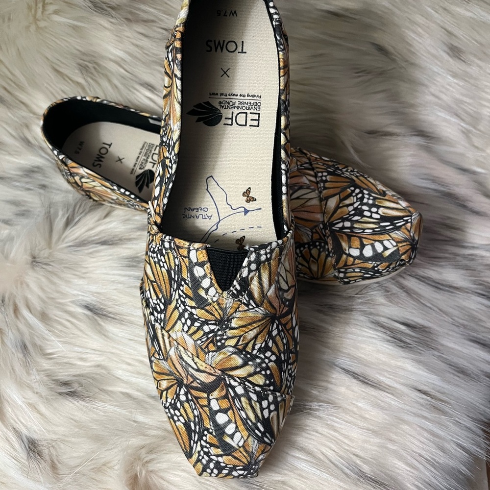Toms Limited Edition Classic EDF Monarch Butterfly Shoe
